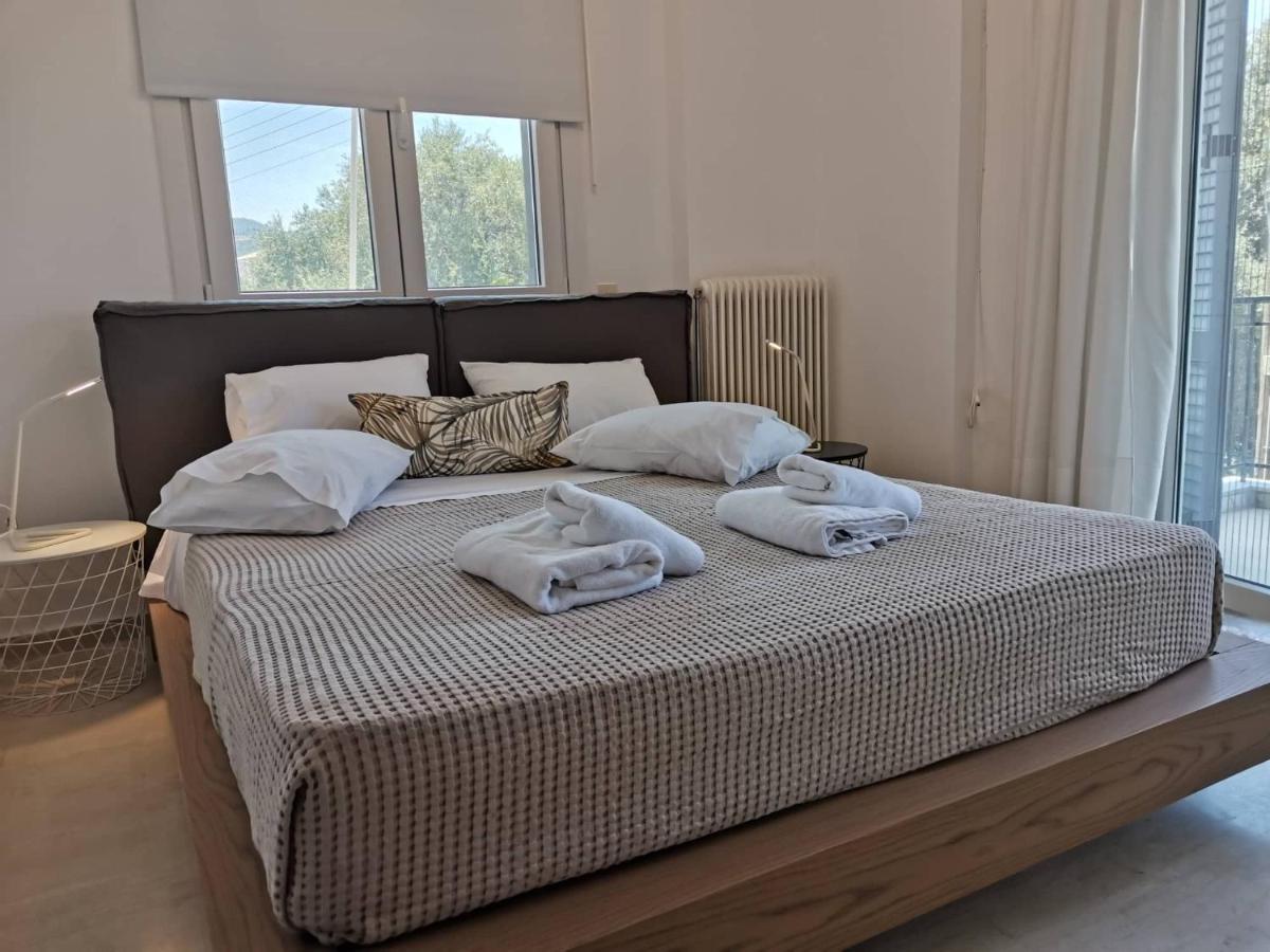 Sti Chora Apartments Lefkada City Bagian luar foto