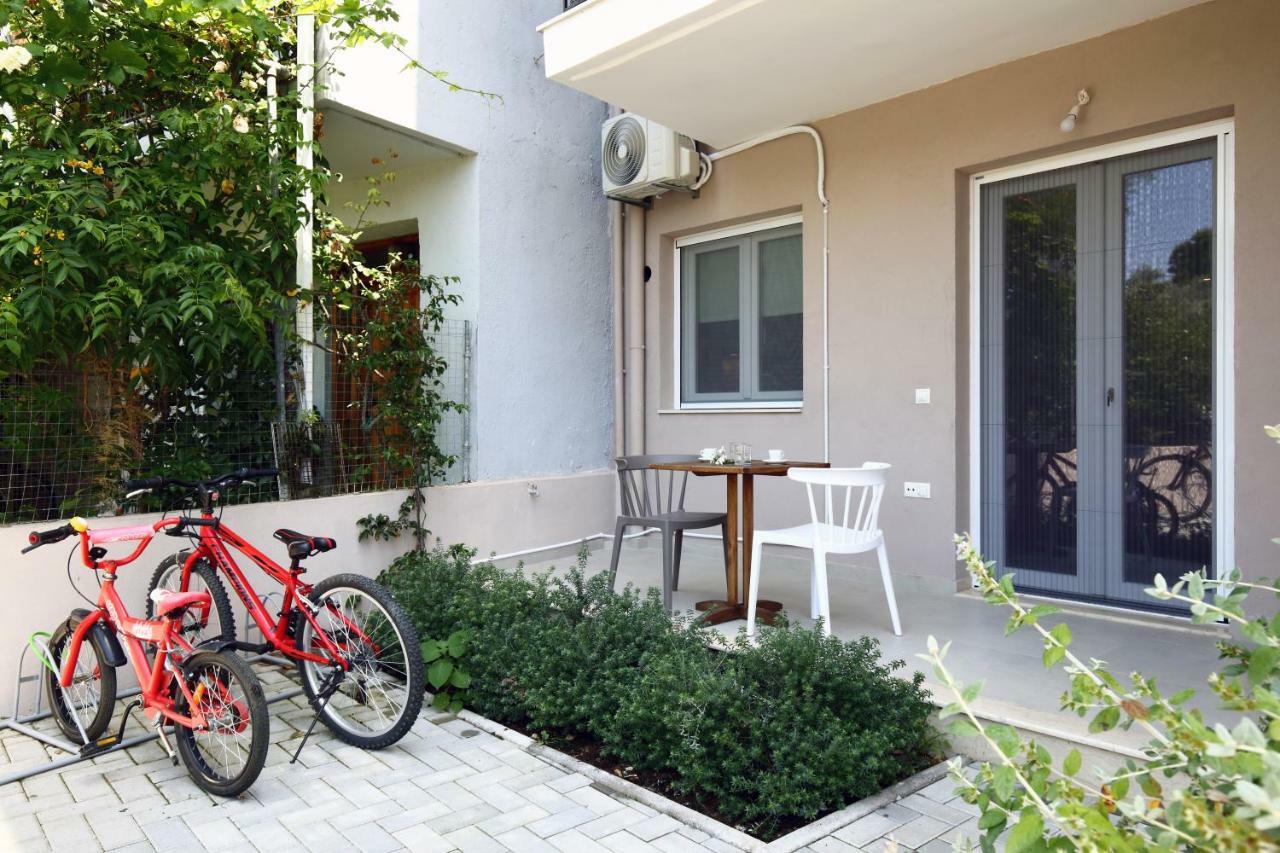 Sti Chora Apartments Lefkada City Bagian luar foto