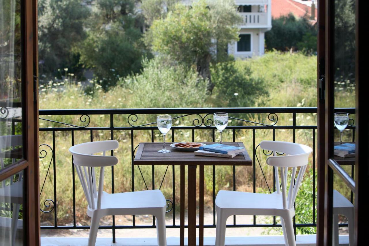 Sti Chora Apartments Lefkada City Bagian luar foto